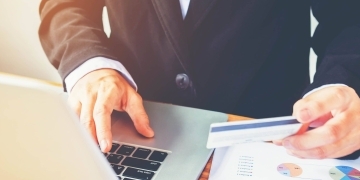 5 Strategies for Achieving a Best-in-Class Credit & Collections Process 5 Strategies for Achieving a Best-in-Class Credit & Collections Process