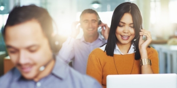 Connecting with Customers: 5 benefits of a digital experience platform Connecting with Customers: 5 benefits of a digital experience platform