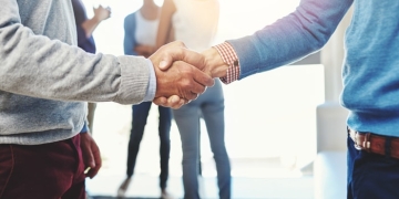 8 Ways to Wow Your Customers with AR Automation